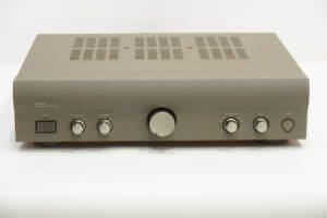 Wzmacniacze zintegrowane